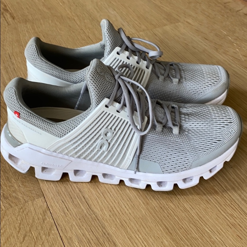 On Cloudswift women’s 8 medium gray
